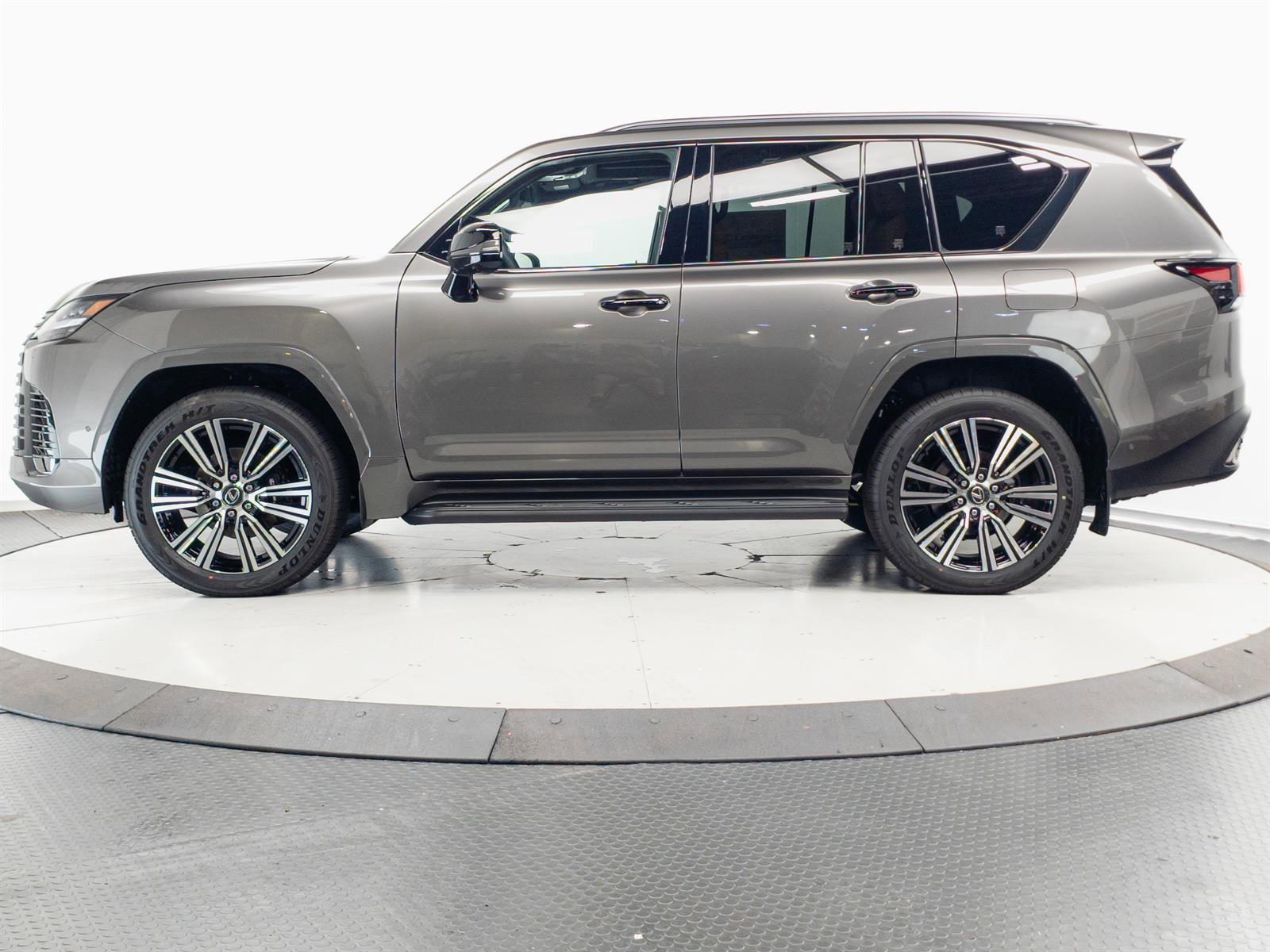New 2026 Lexus LX 700h Luxury AWD/4WD image 9