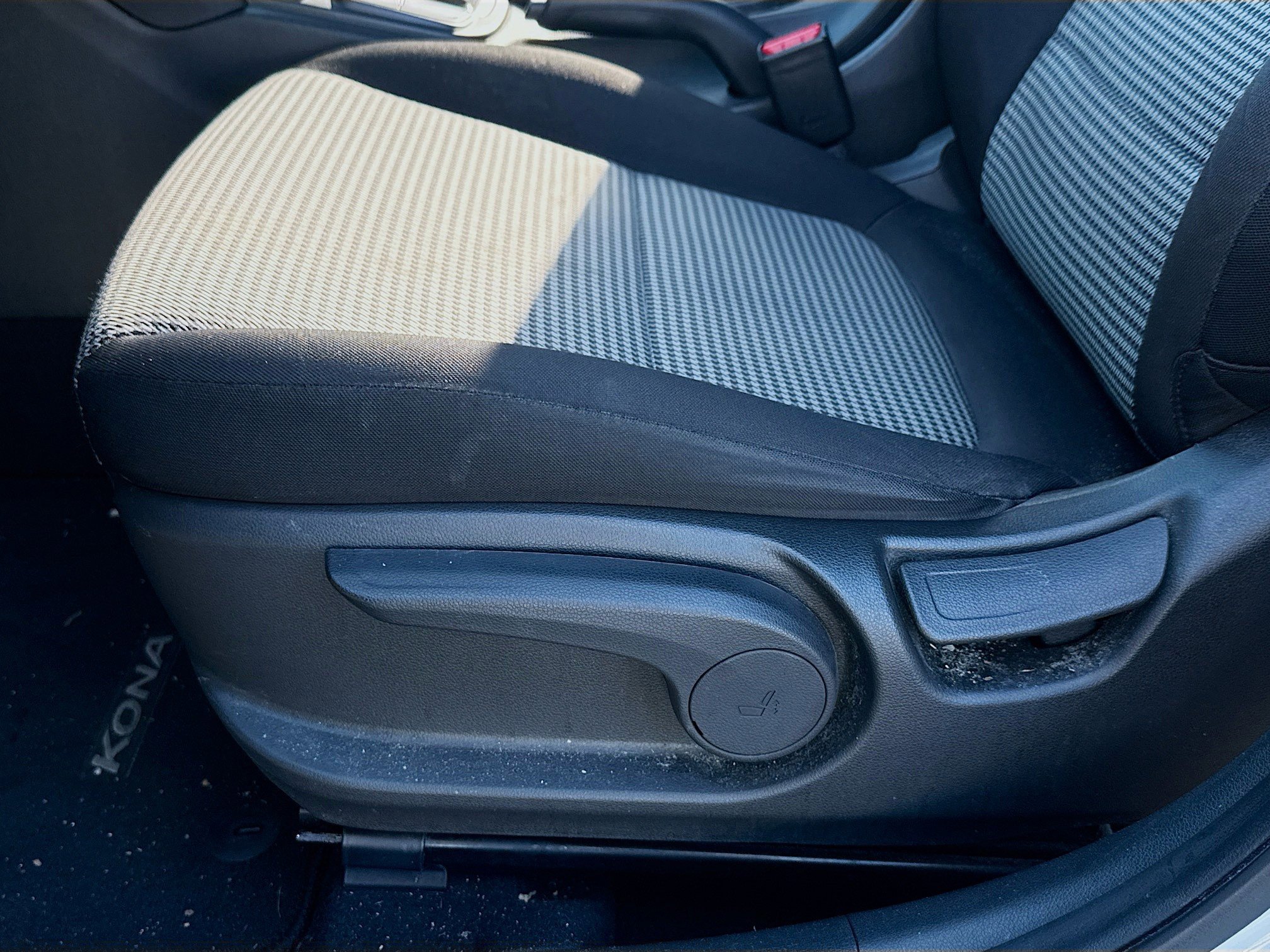 Used 2019 Hyundai Kona SE image 15