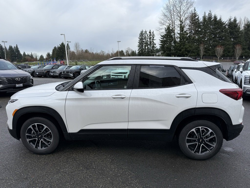 Used 2024 Chevrolet TrailBlazer LT w/ Convenience Package image 5