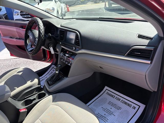 Used 2020 Hyundai Elantra SEL image 19