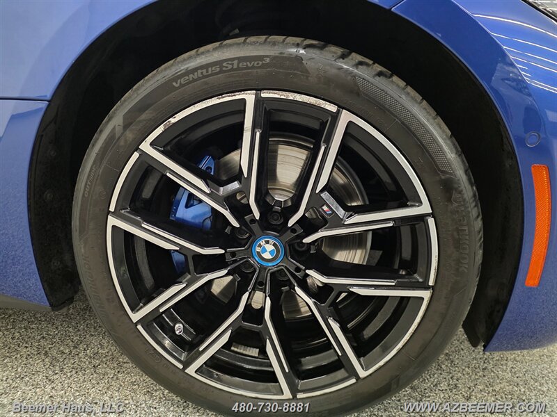 Used 2024 BMW i4 eDrive35 w/ M Sport Package RWD image 15