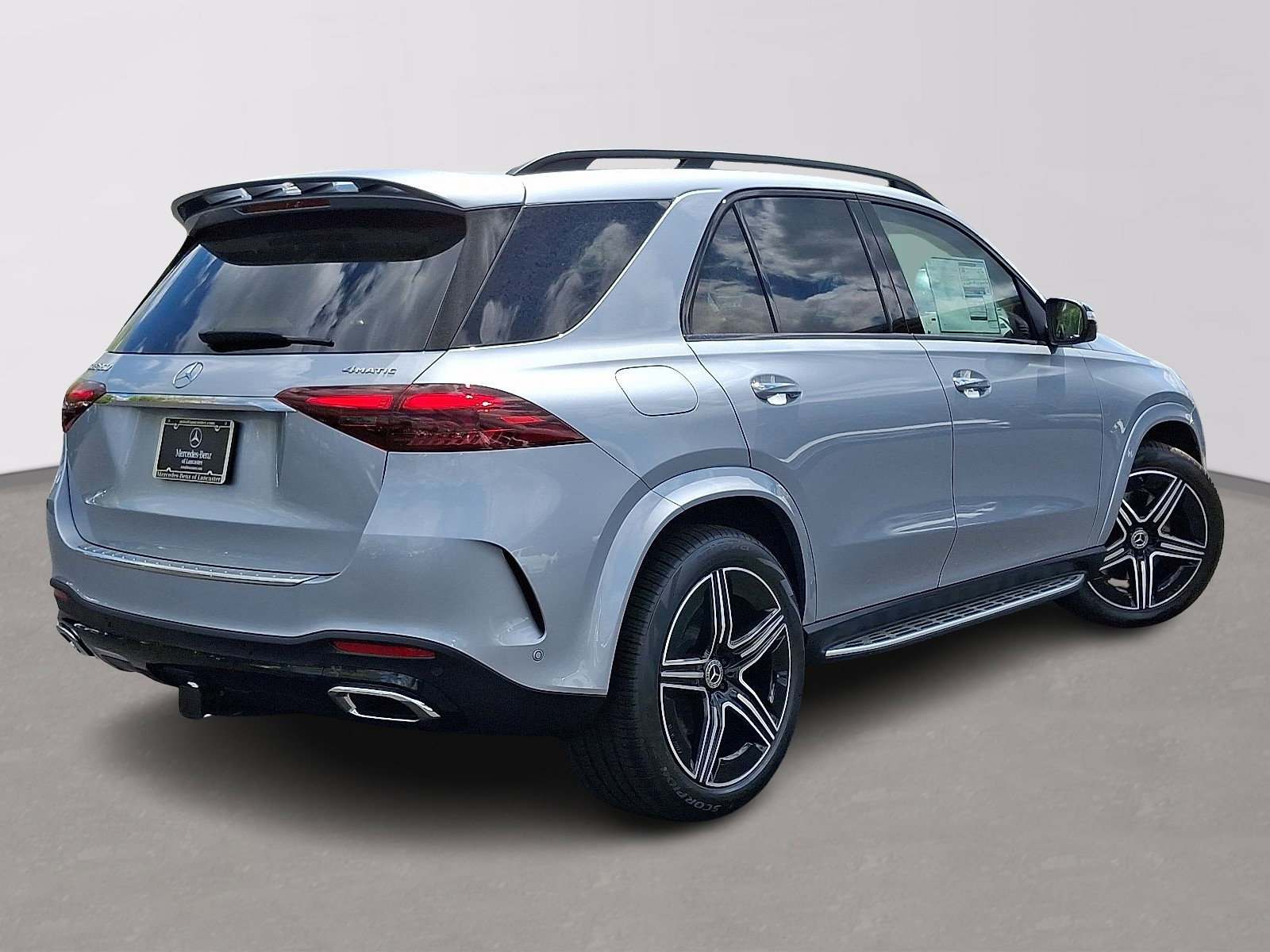 New 2026 Mercedes-Benz GLE 350 4MATIC image 4