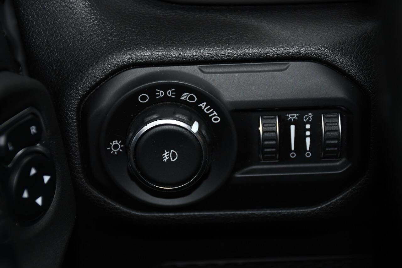 Used 2020 Jeep Wrangler Unlimited Sport S image 28