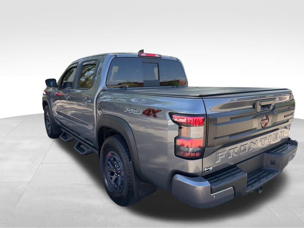 Used 2025 Nissan Frontier PRO-4X image 3