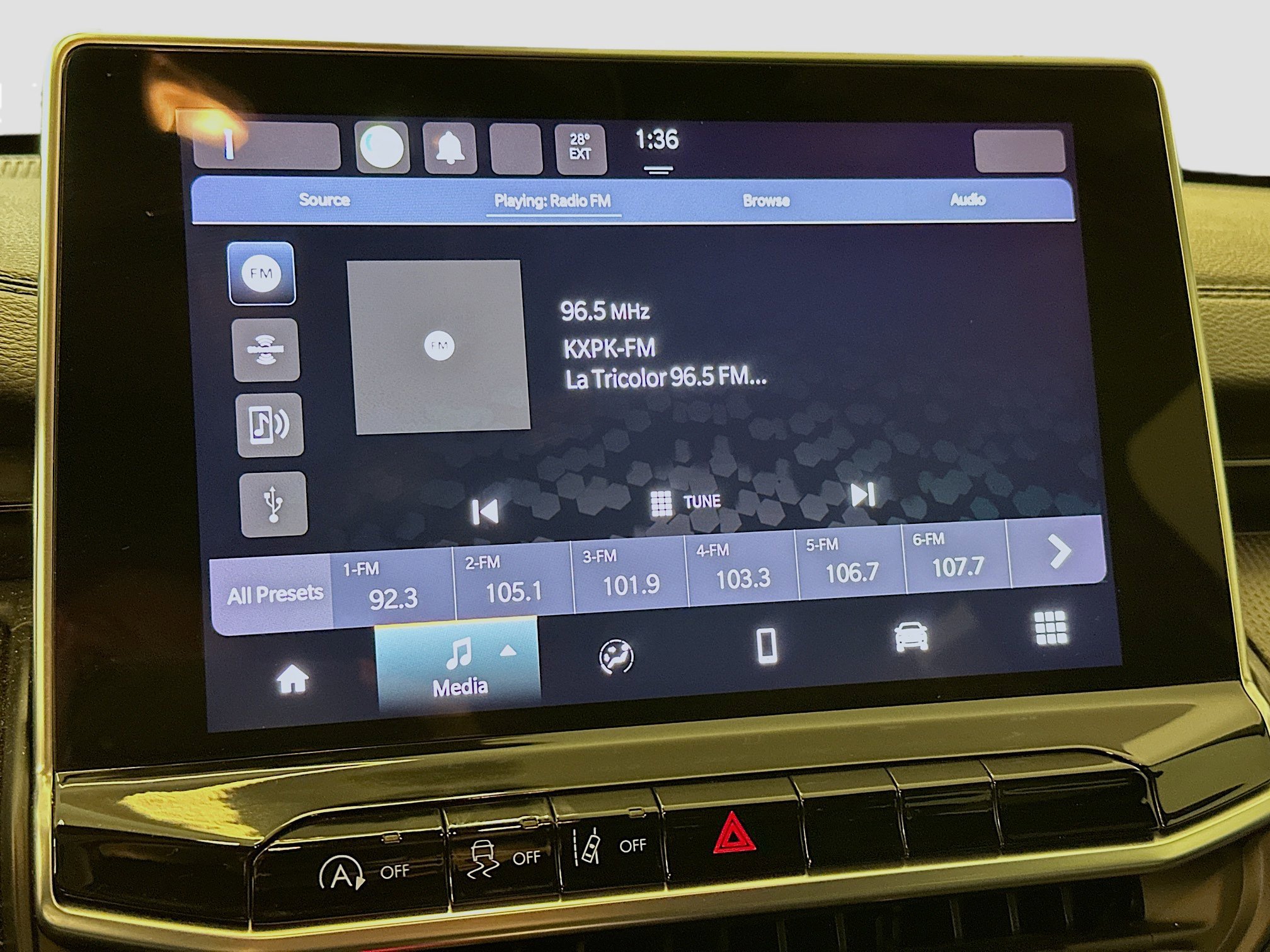 Used 2023 Jeep Compass Altitude image 21