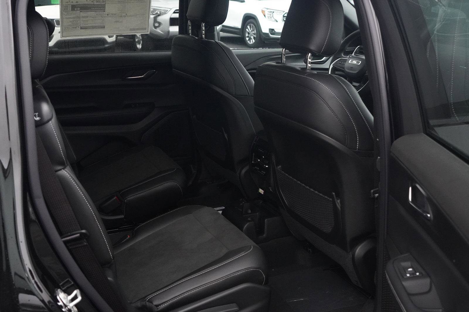 New 2025 Jeep Grand Cherokee L Altitude image 54