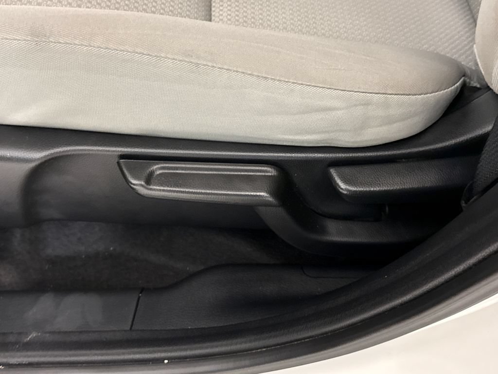 Certified 2022 Honda HR-V LX image 20