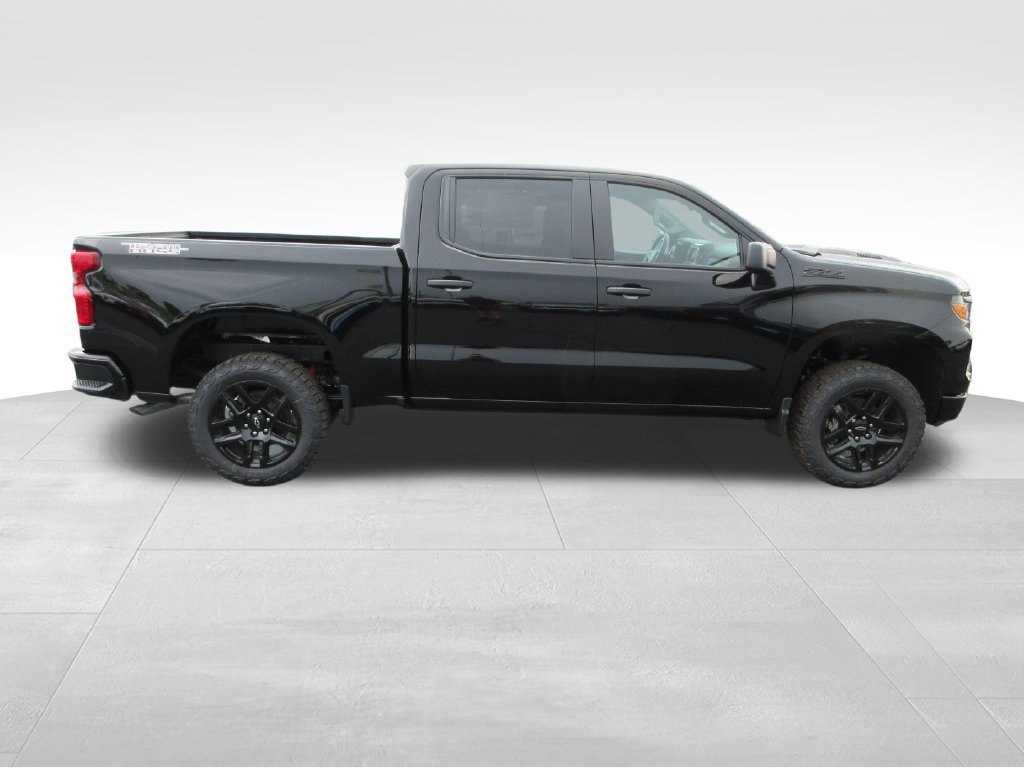 New 2026 Chevrolet Silverado 1500 Custom Trail Boss w/ LPO, Dark Essentials Package AWD/4WD image 7