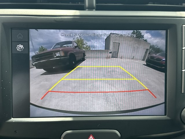 Certified 2023 Kia Soul LX FWD image 34
