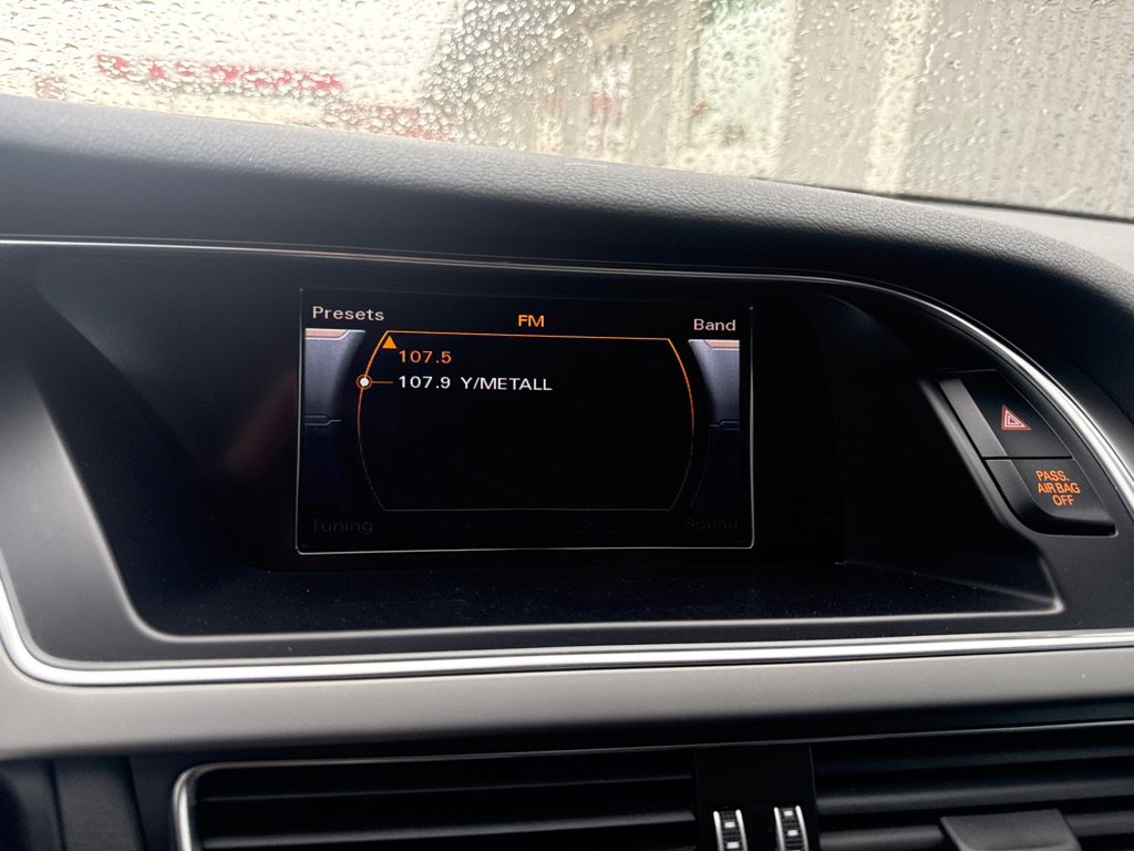 Used 2013 Audi A4 2.0T Premium image 23