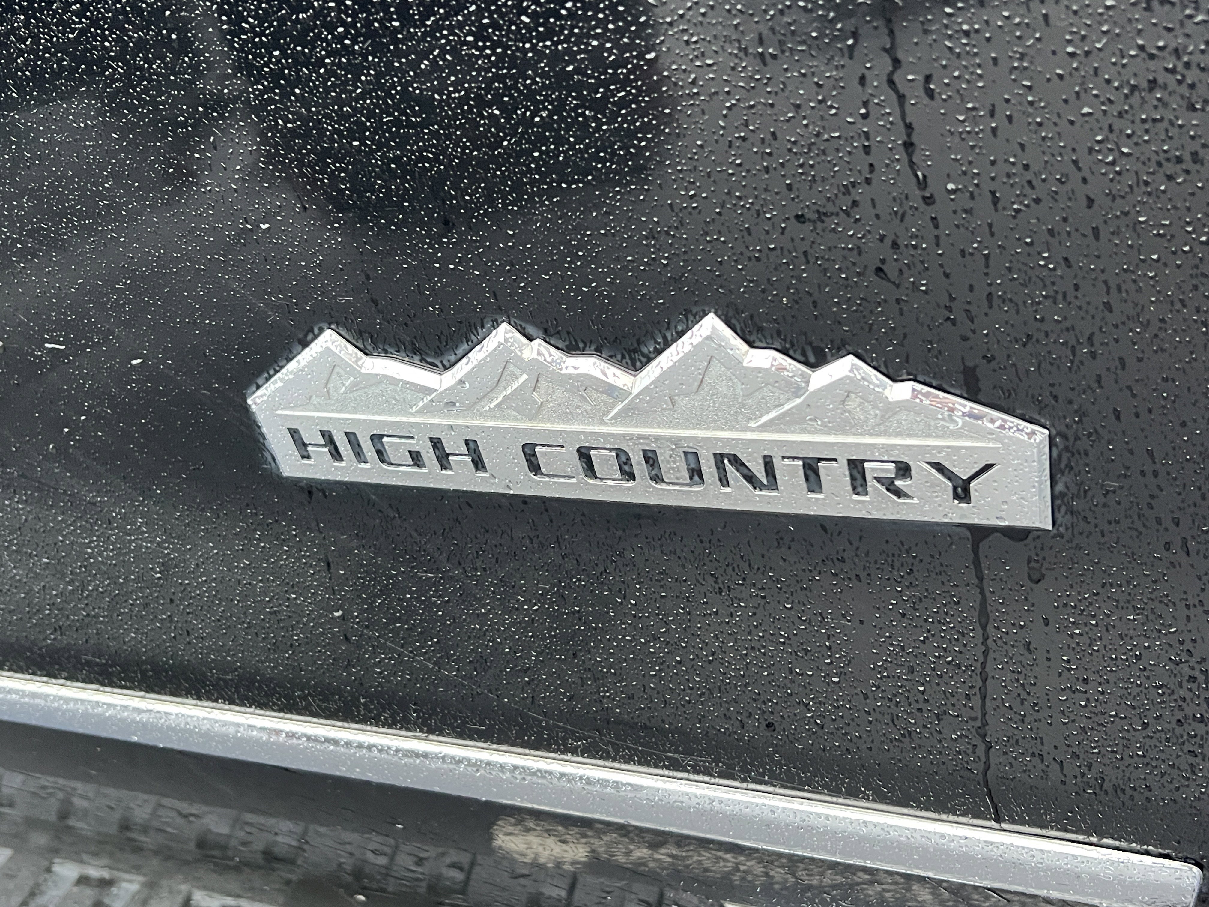 Used 2018 Chevrolet Silverado 2500 High Country w/ Duramax Plus Package image 11