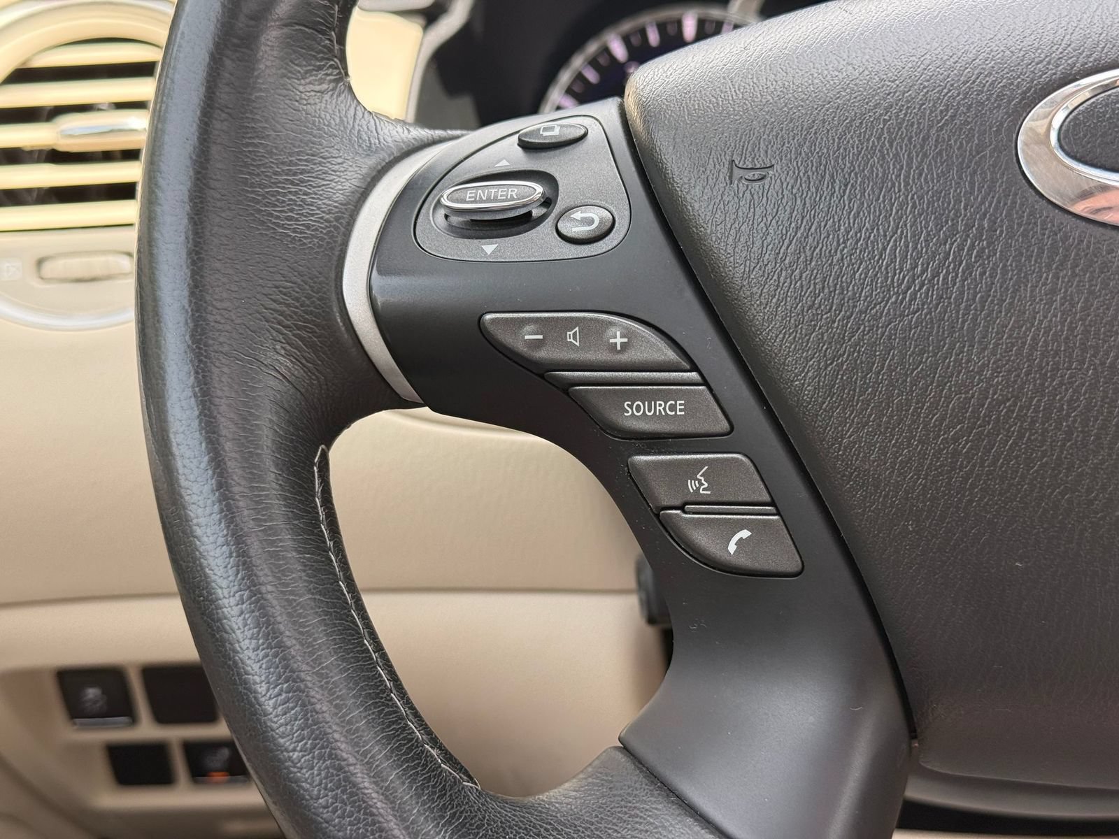 Used 2019 INFINITI QX60 Pure FWD image 16
