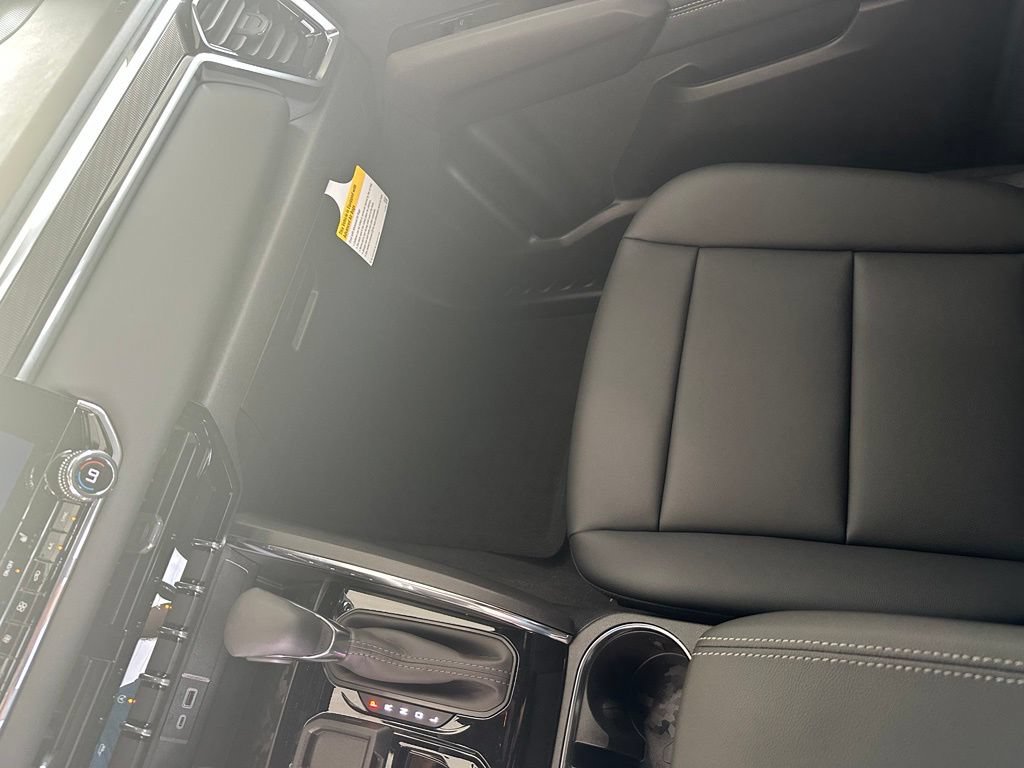 New 2026 GMC Canyon Elevation w/ Convenience Package RWD image 23