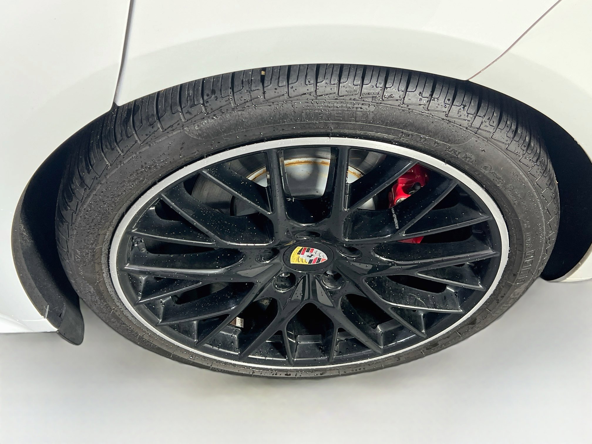 Used 2020 Porsche Panamera GTS image 33