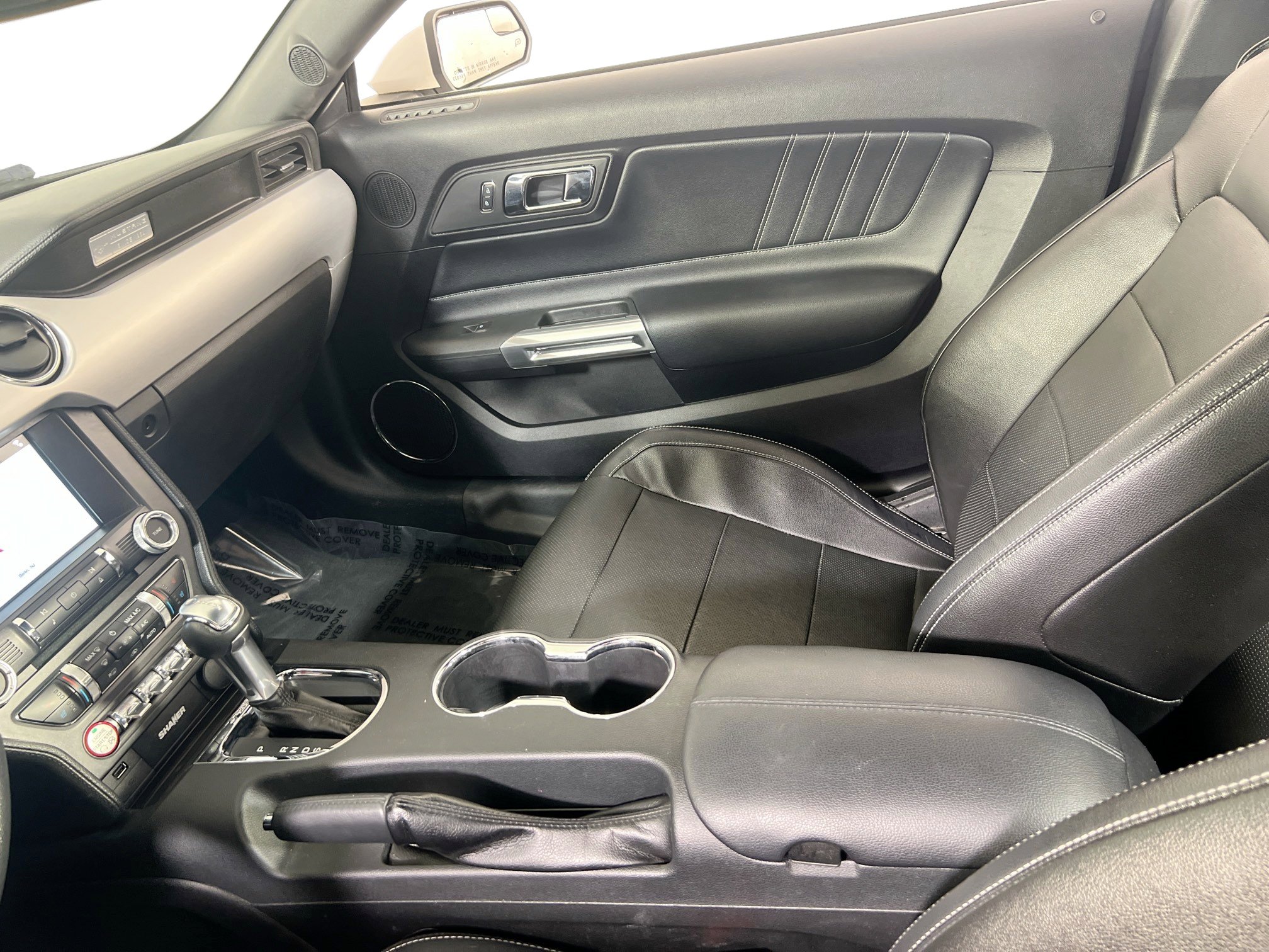 Used 2017 Ford Mustang Premium image 23