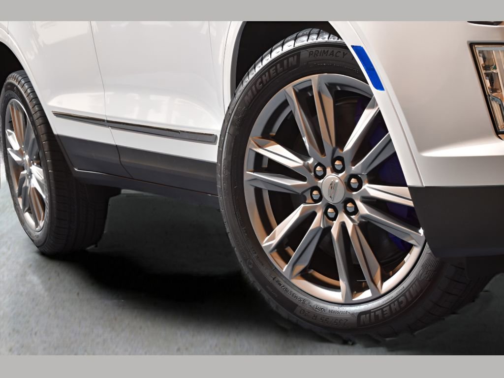 New 2025 Cadillac XT5 Sportv w/ LPO, Floor Liner Package image 10