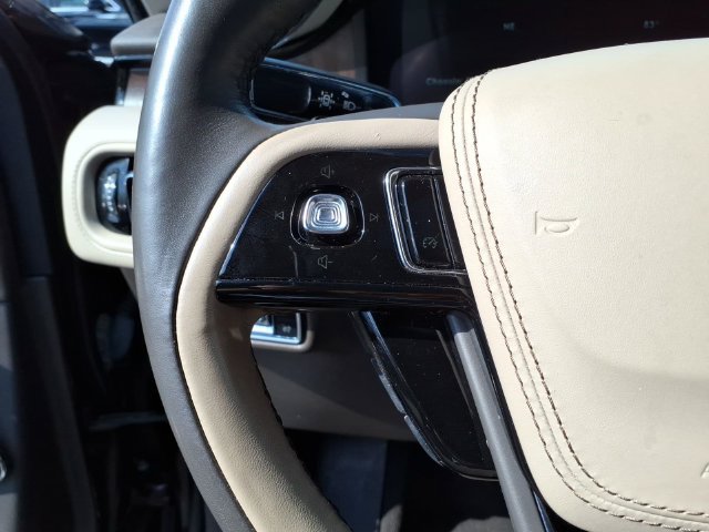 Used 2021 Lincoln Aviator Reserve w/ Elements Package Plus AWD/4WD image 18