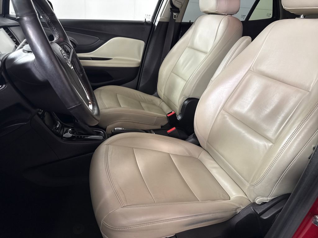 Used 2017 Buick Encore Premium image 11