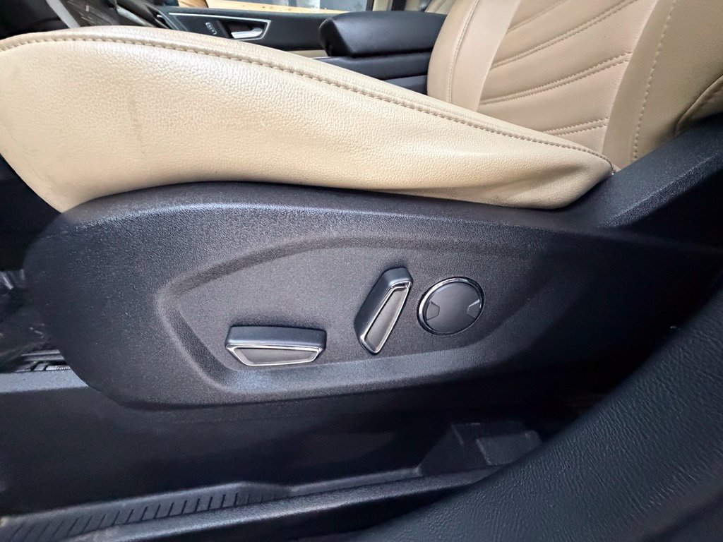 Used 2019 Ford Edge SEL w/ Equipment Group 201A AWD/4WD image 35