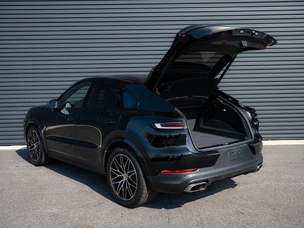 Certified 2024 Porsche Cayenne Base image 34