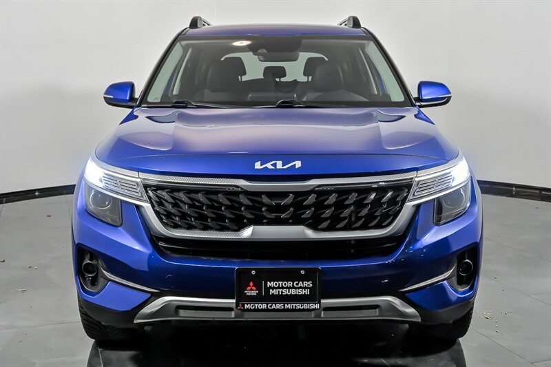 Used 2022 Kia Seltos Nightfall Edition AWD/4WD image 4