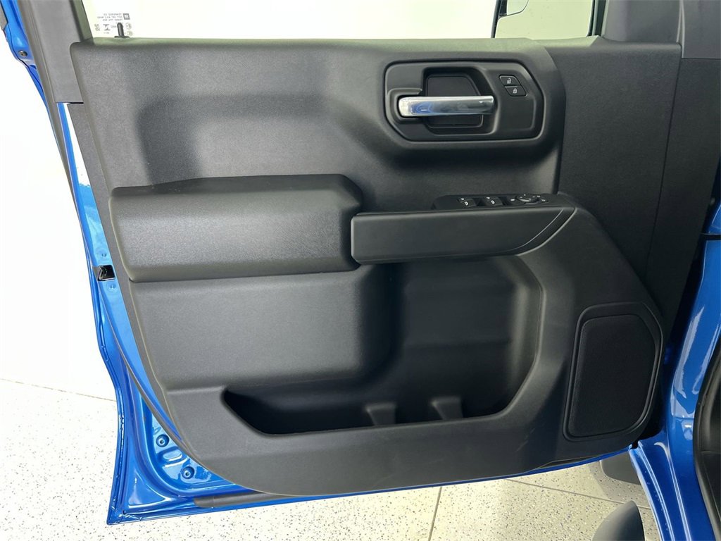 New 2026 Chevrolet Silverado 1500 Custom w/ Turbomax Blackout Package image 19