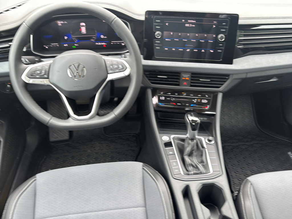 New 2026 Volkswagen Jetta SE FWD image 18