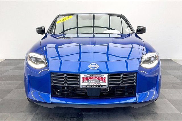 Used 2024 Nissan Z Performance w/ Floor Mat Package RWD image 2