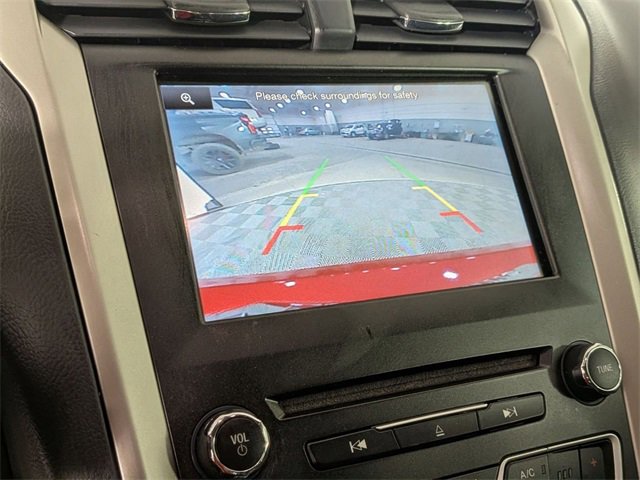 Used 2016 Ford Fusion SE w/ Equipment Group 202A image 22