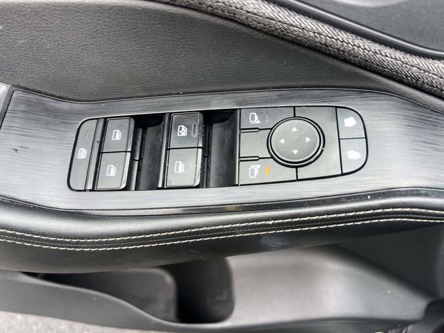 Used 2022 Nissan Rogue SV AWD/4WD image 17