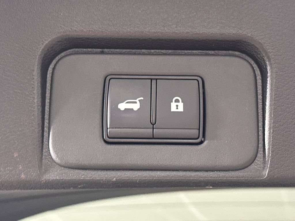 Used 2024 Nissan Rogue SL w/ SL Premium Package FWD image 19