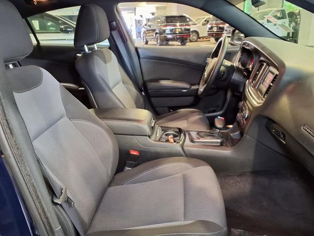 Used 2016 Dodge Charger SE w/ Blacktop Package image 26