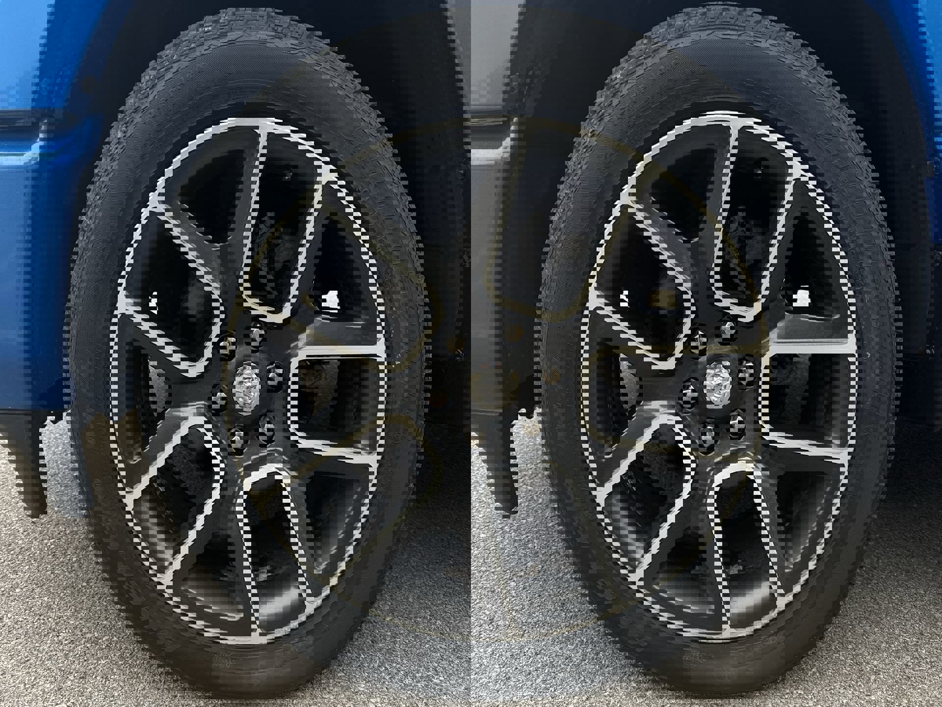 Used 2020 RAM 1500 Sport image 33