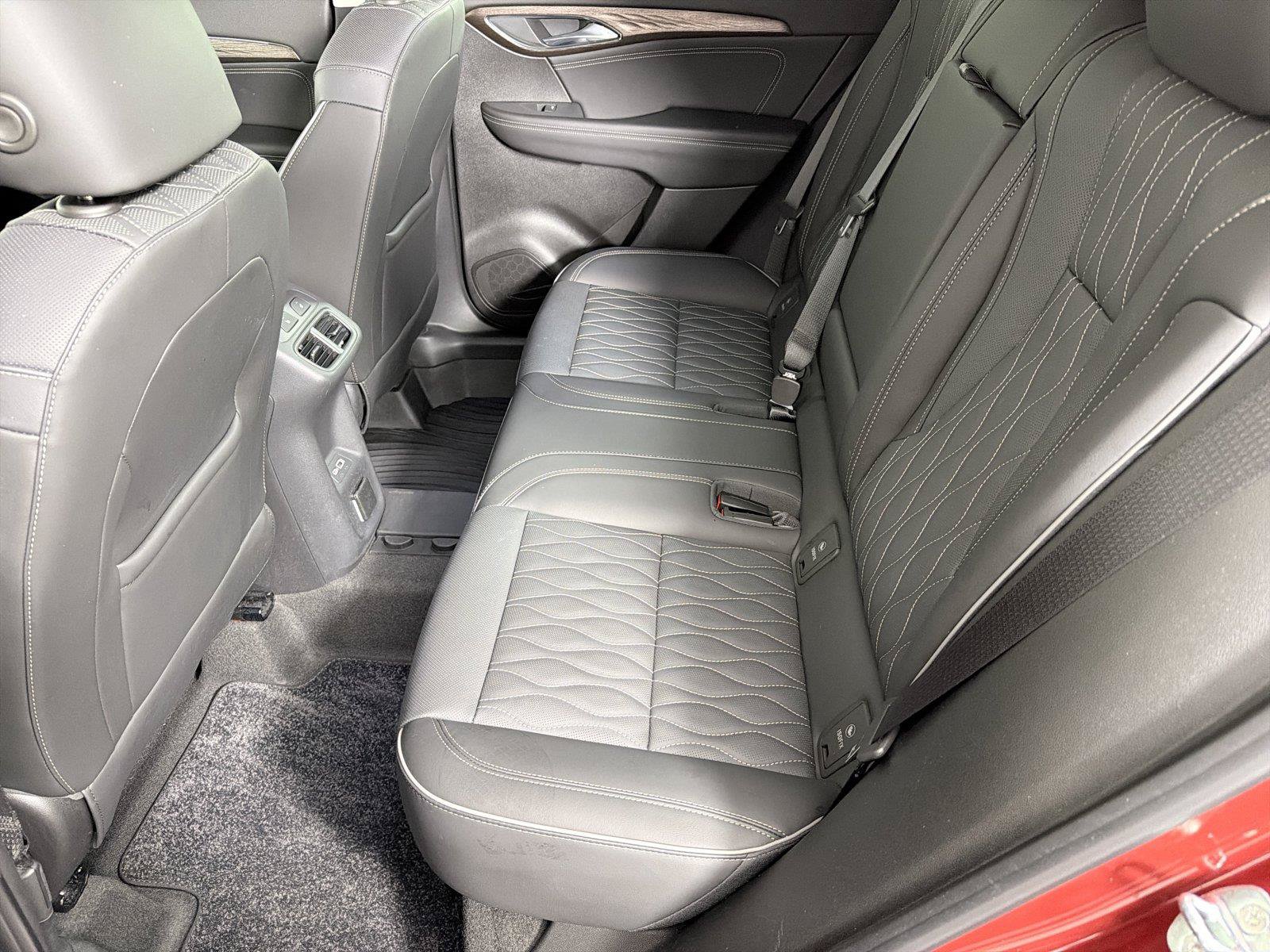 Used 2023 Buick Envision Avenir FWD image 19