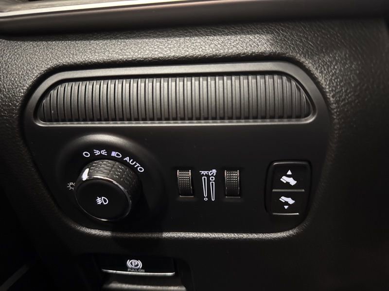 Used 2024 Jeep Wagoneer Series II image 29