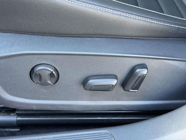 Certified 2021 Volkswagen Jetta SE FWD image 20
