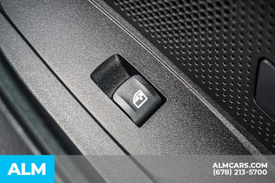 Used 2025 BMW i4 eDrive40 image 56