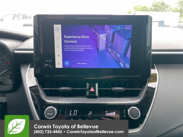Used 2025 Toyota Corolla LE FWD image 12
