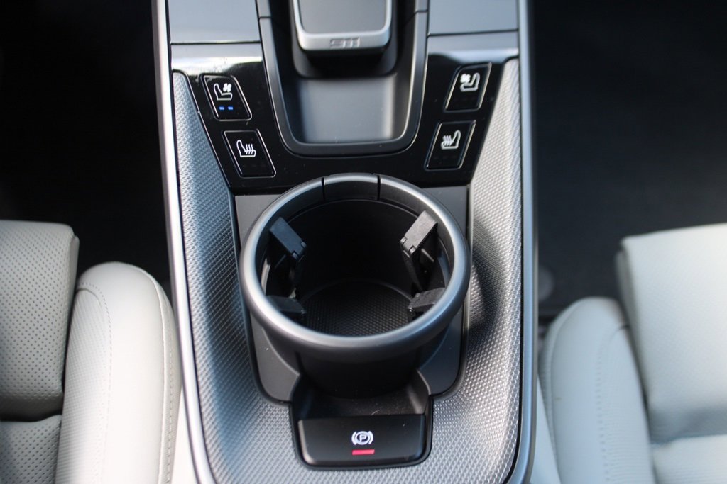 Used 2024 Porsche 911 Carrera S image 32