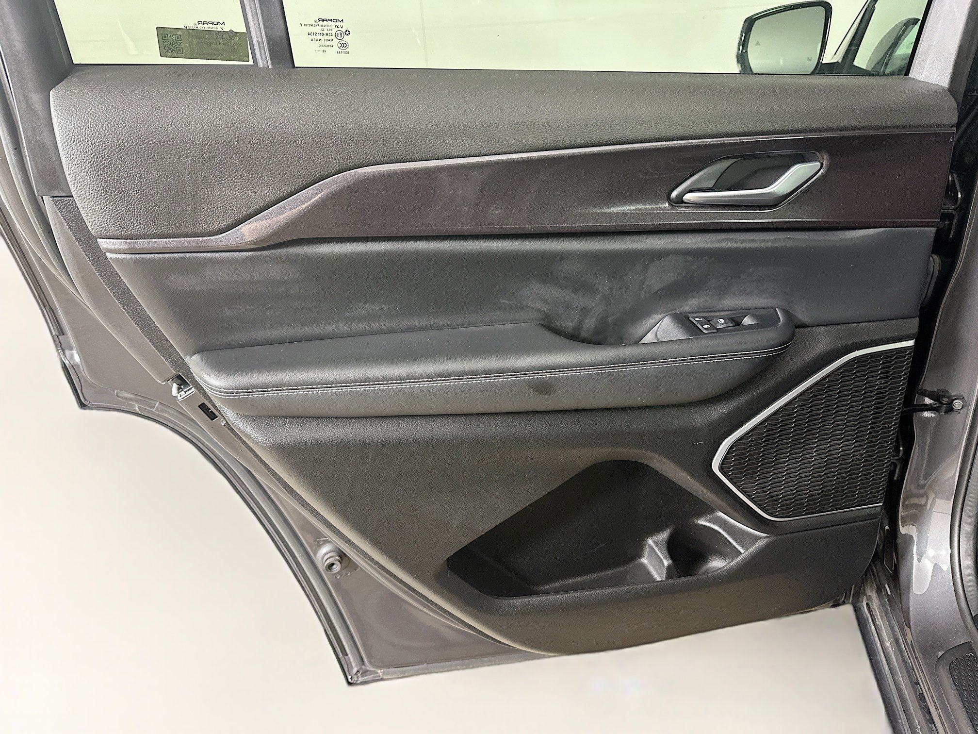 Used 2022 Jeep Grand Cherokee L Laredo image 26