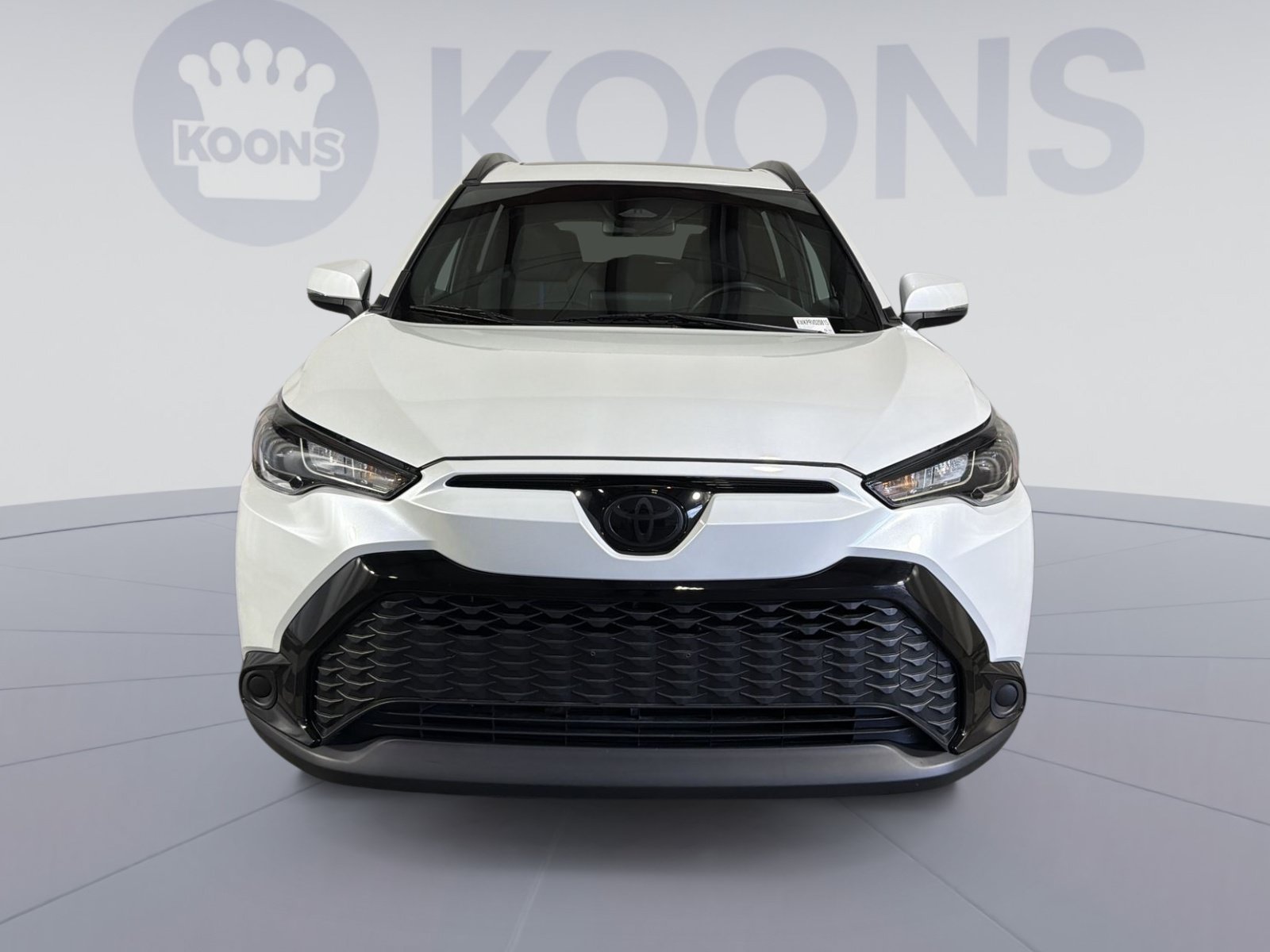 Used 2024 Toyota Corolla Cross AWD Hybrid w/ Moonroof Package image 11