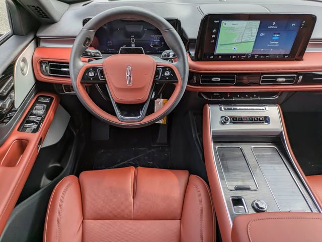 New 2026 Lincoln Aviator Reserve w/ Luxury Package image 16