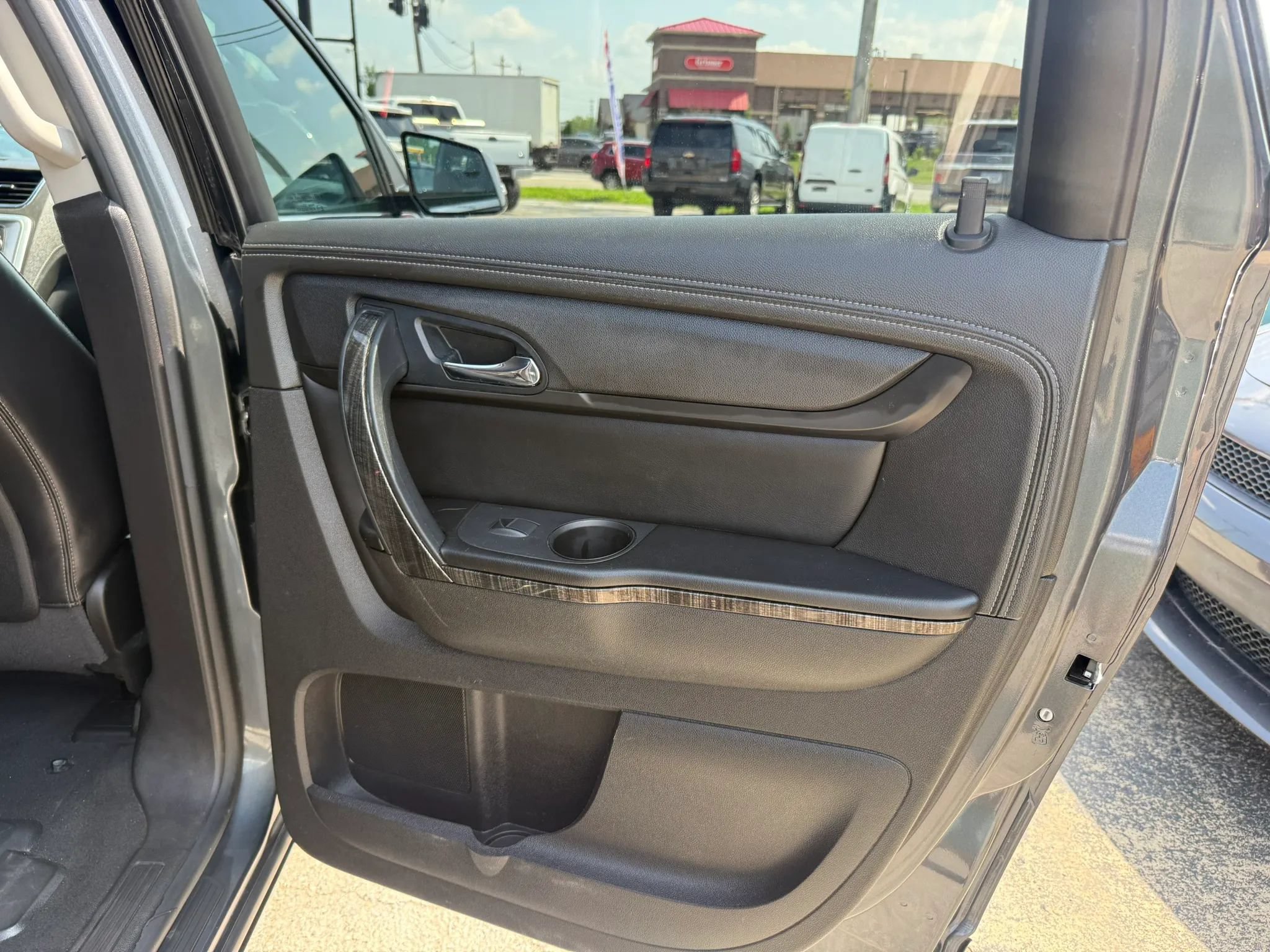 Used 2014 GMC Acadia SLT FWD image 19