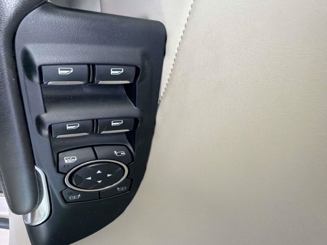 Certified 2019 Lincoln MKC Reserve w/ MKC Technology Package FWD image 11