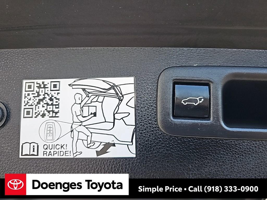 Used 2022 Toyota Highlander Platinum image 21