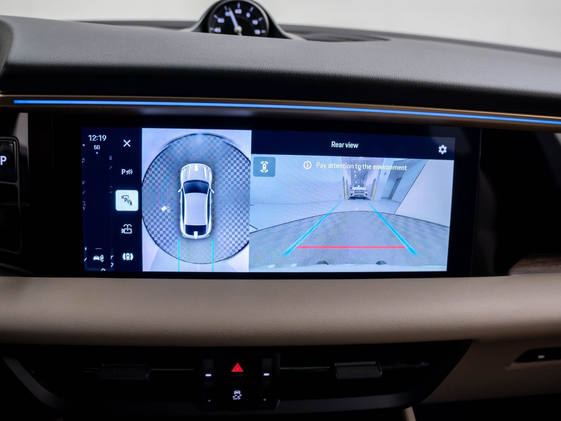 Certified 2024 Porsche Macan 4 Electric image 24