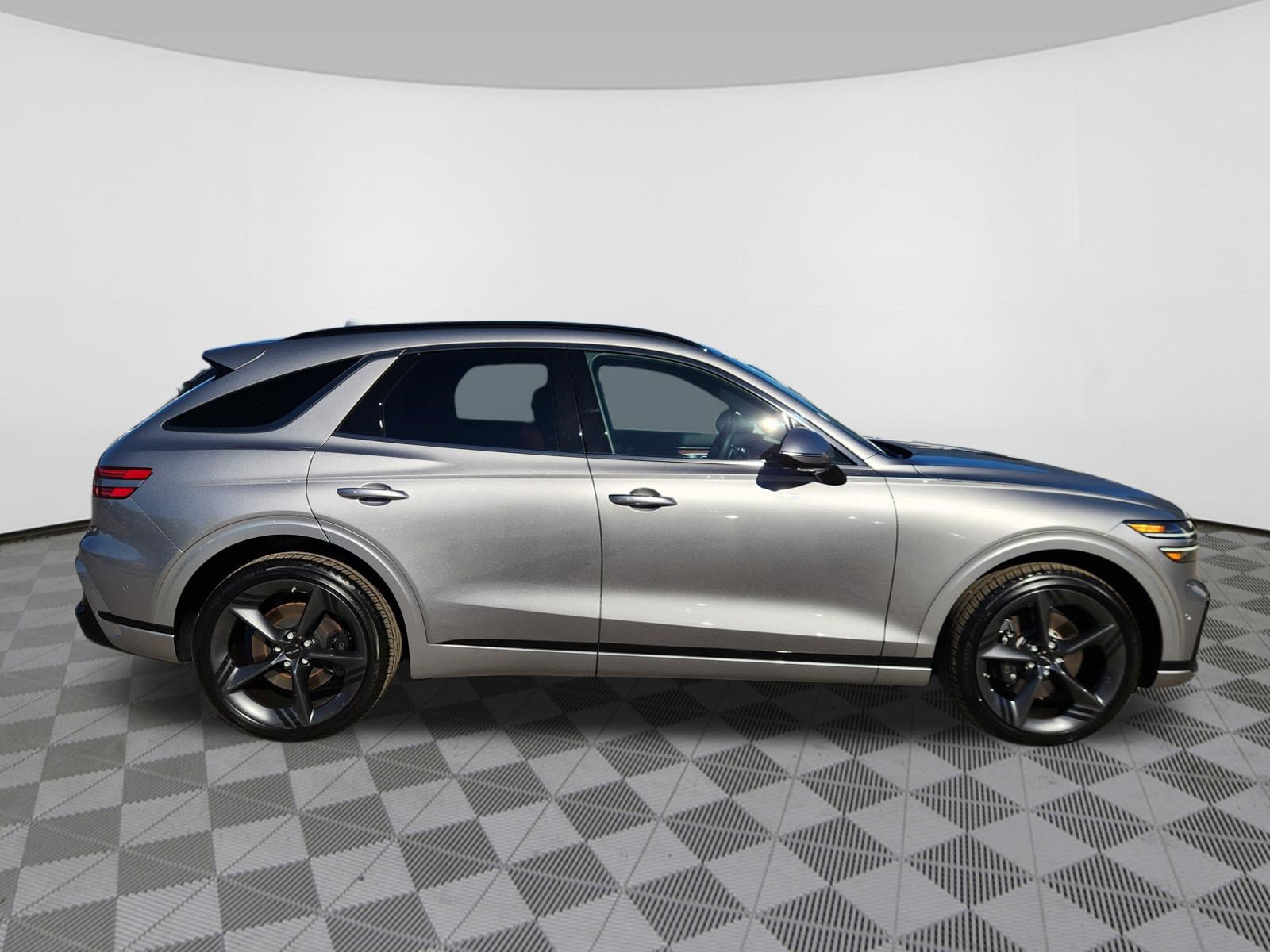 Used 2026 Genesis GV70 3.5T Sport Prestige AWD/4WD image 6