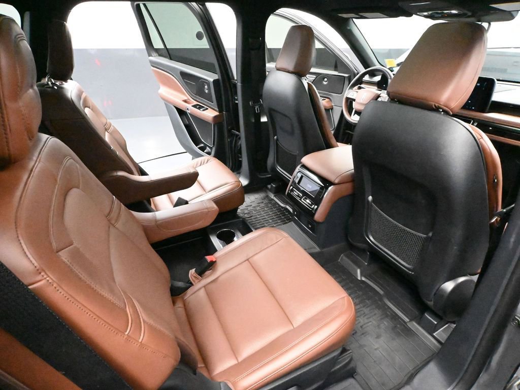 Used 2025 Lincoln Aviator Reserve w/ Jet Appearance Package AWD/4WD image 51