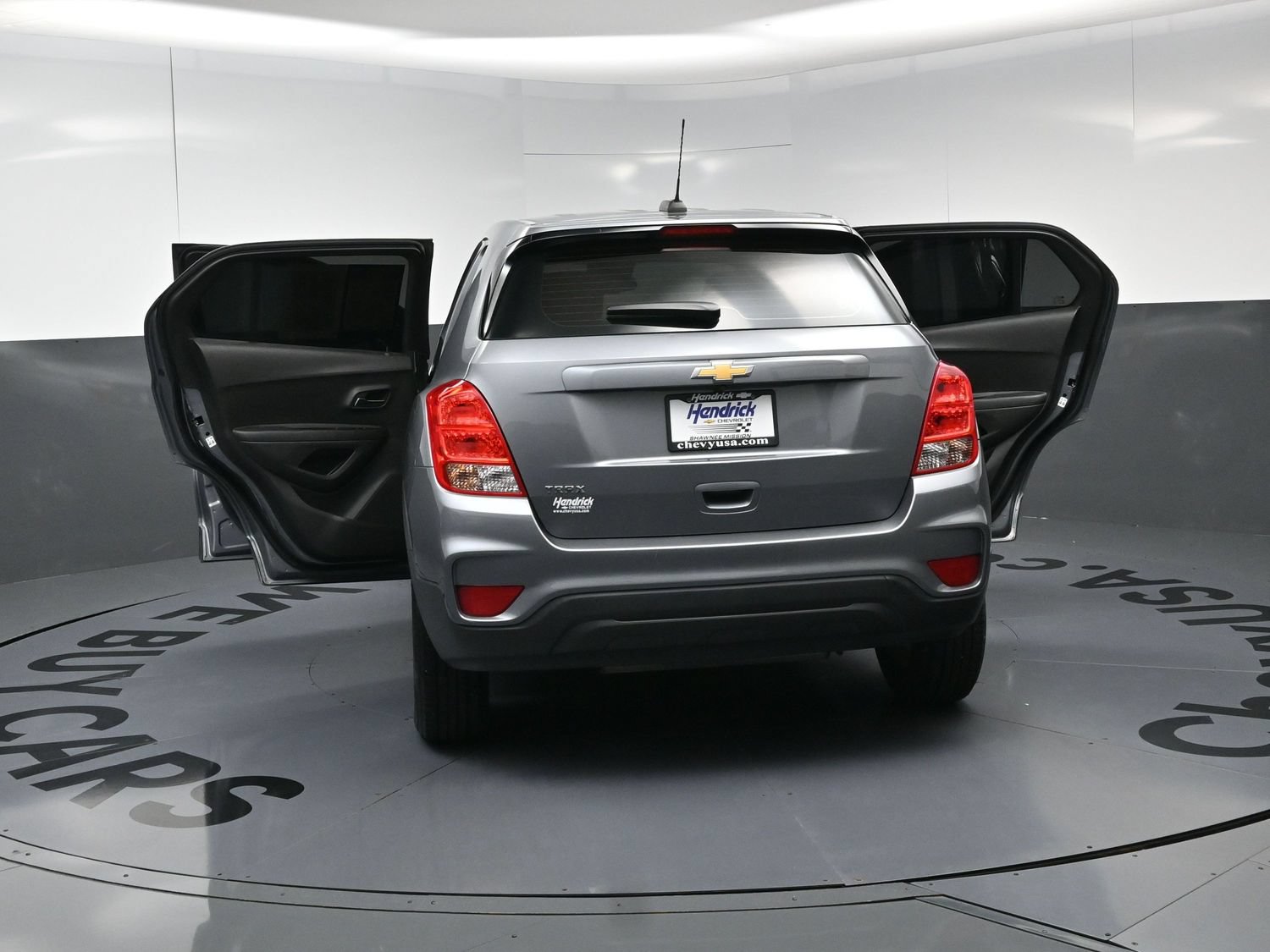 Used 2020 Chevrolet Trax LS FWD image 27
