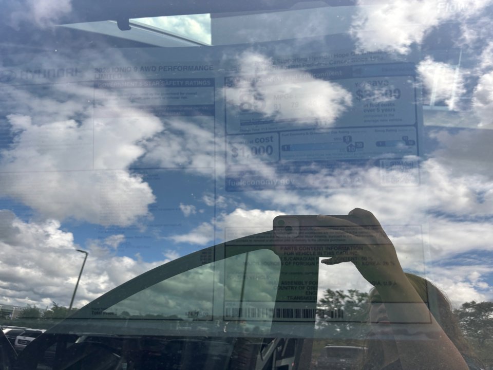 New 2026 Hyundai Ioniq 9 Limited image 33